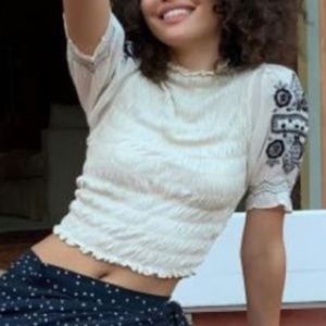 Urban outfitters vada top blouse ruched smocked cream embroidered s small women